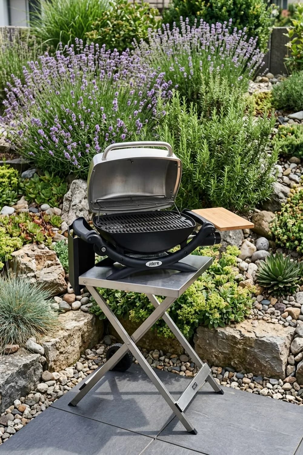 Die minimalistische Ecke auf der Terrasse: Klein aber oho – Grillecke im Garten: 11 schöne Ideen